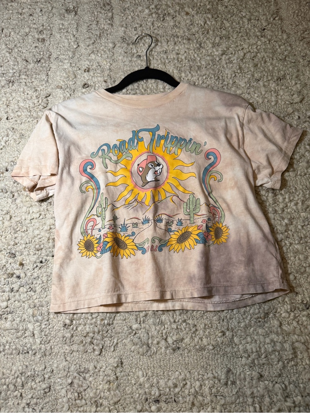 Buc-ee’s Road Trippin' Sunflower Graphic Tee